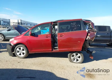 2015 Toyota Sienna Le 8 Passenger from USA, damaged, VIN 5TDKK3DC0FS577058